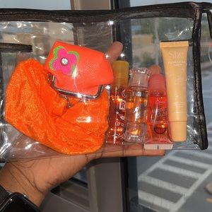Orange lip care bagey
